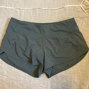 Lululemon speed up shorts 2.5 inch inseam